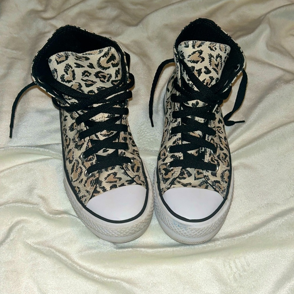 MID RISE LEOPARD PRINT ALL STAR CONVERSE